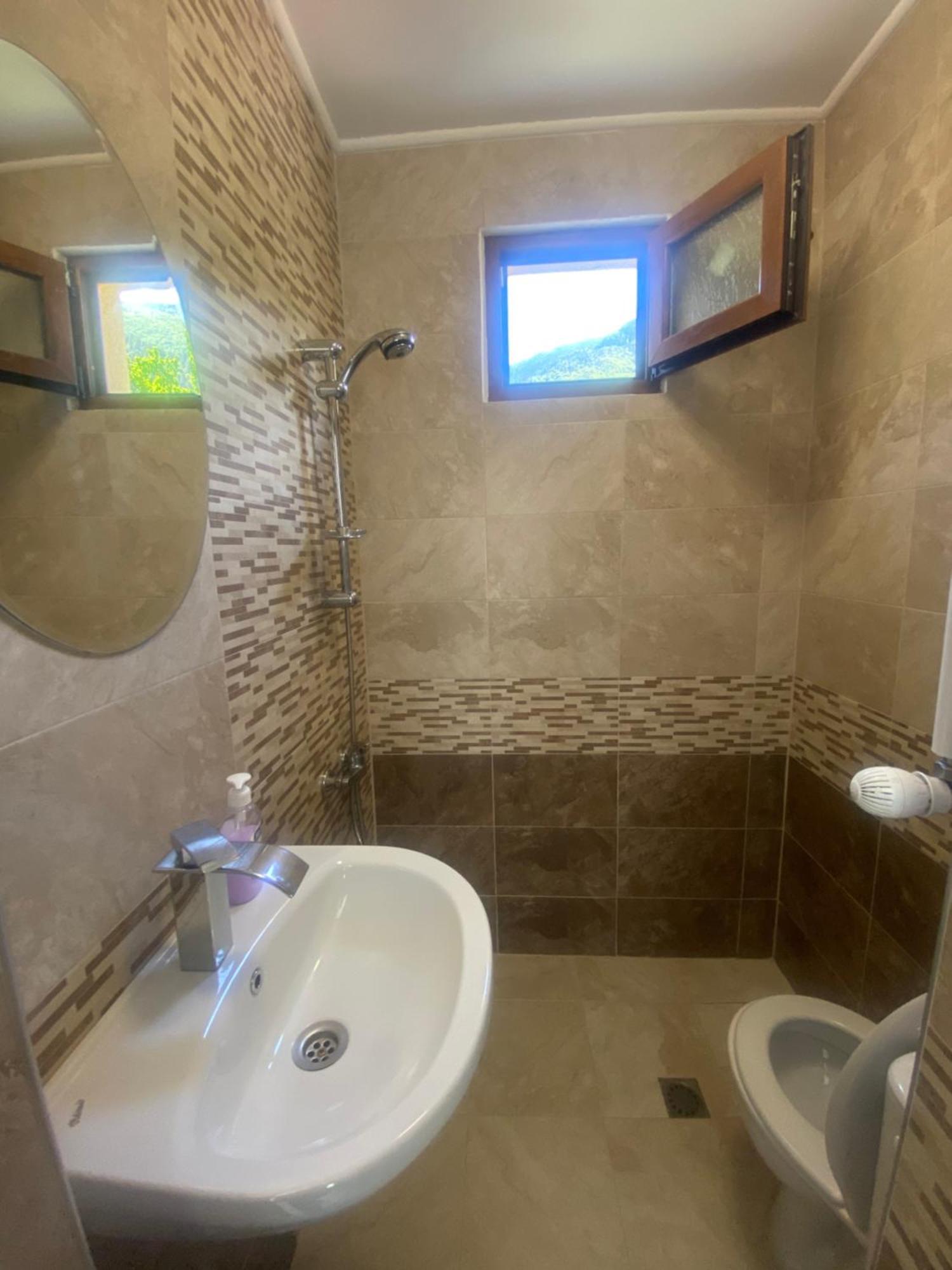 Hotel Анелия Saparewa Banja Zewnętrze zdjęcie