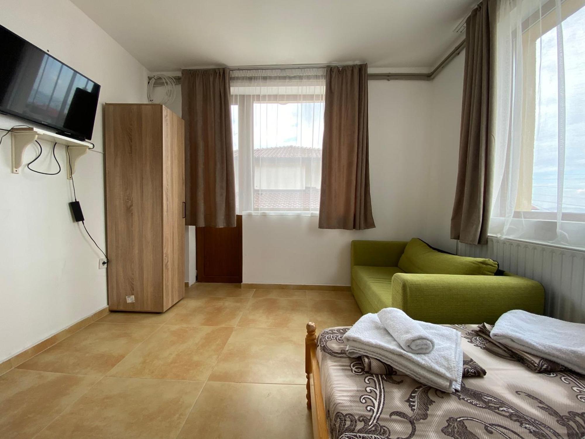 Hotel Анелия Saparewa Banja Zewnętrze zdjęcie